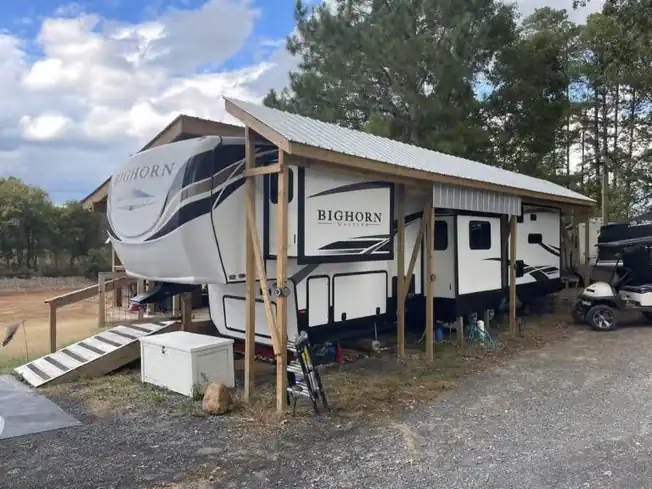 Mobile RV Detailing Service Parachute, CO