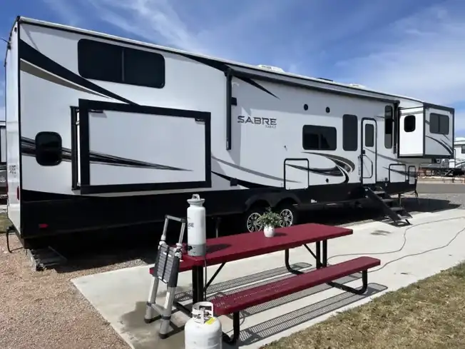 Fifth Wheel Washing Service Canyon View RV Park in Grand Junction, CO