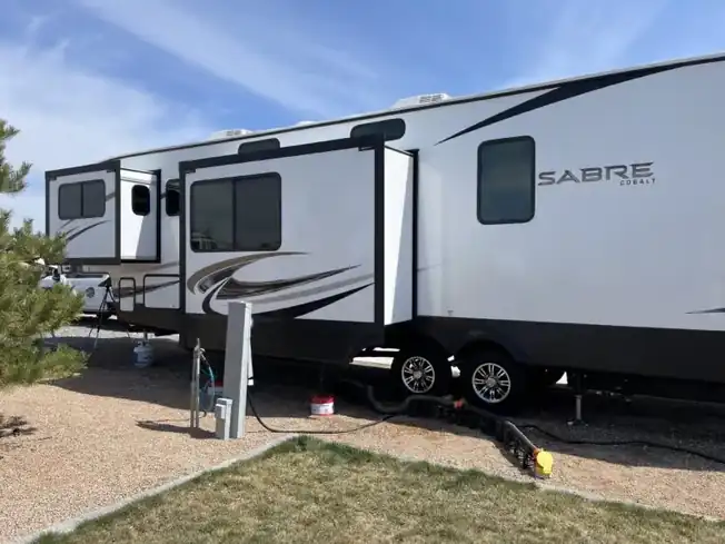 Fifth Wheel Washing Service Canyon View RV Park in Grand Junction, CO