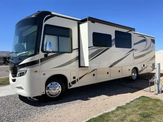 Motorhome Washing Canyon View RV Park Grand Junction CO
