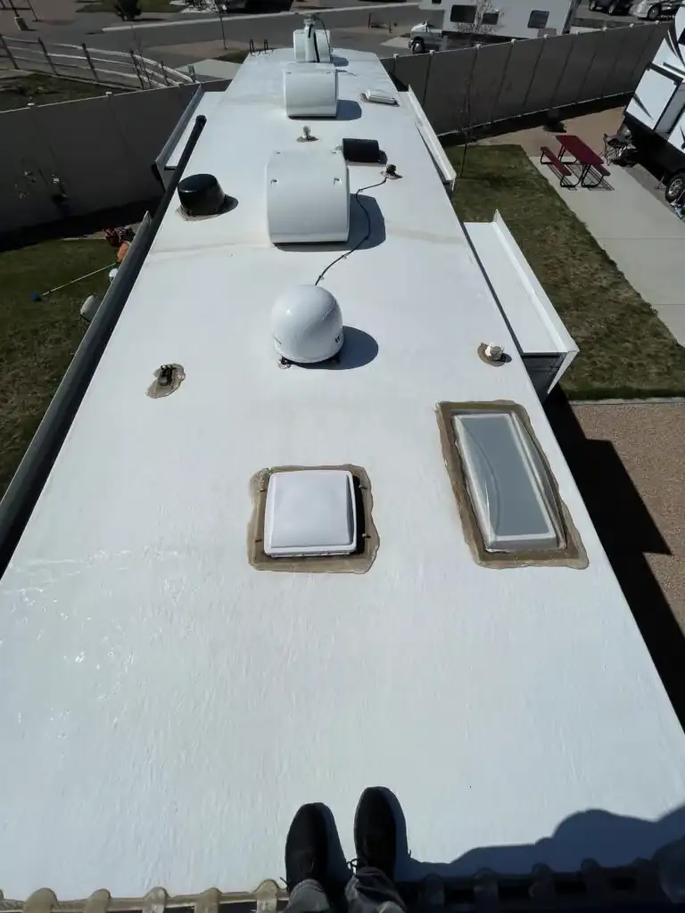 Fifth Wheel RV Detailing