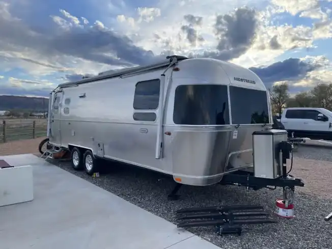 Airstream Washing GJ