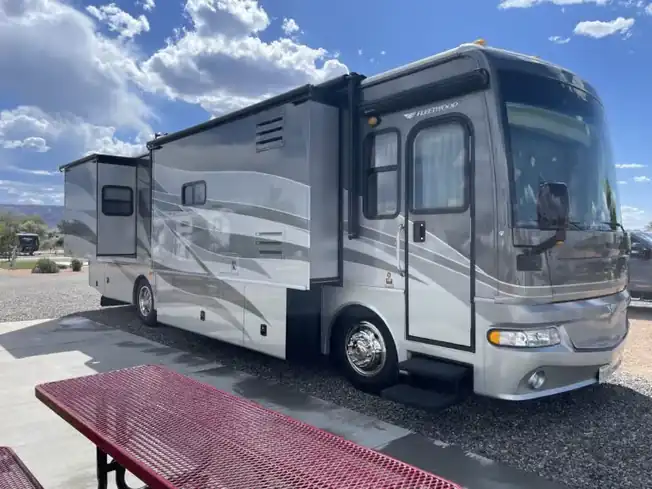 Mobile RV Detailing Service