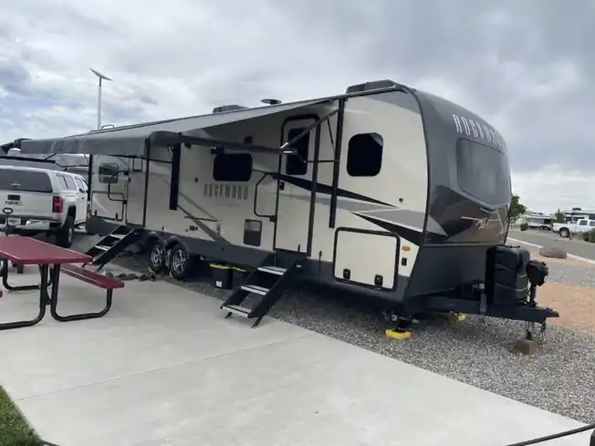 Mobile RV Detailing Service
